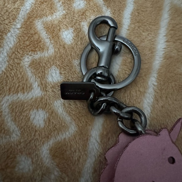 Authentic Coach skeletal/ puzzle unicorn bag charm - Picture 3 of 5